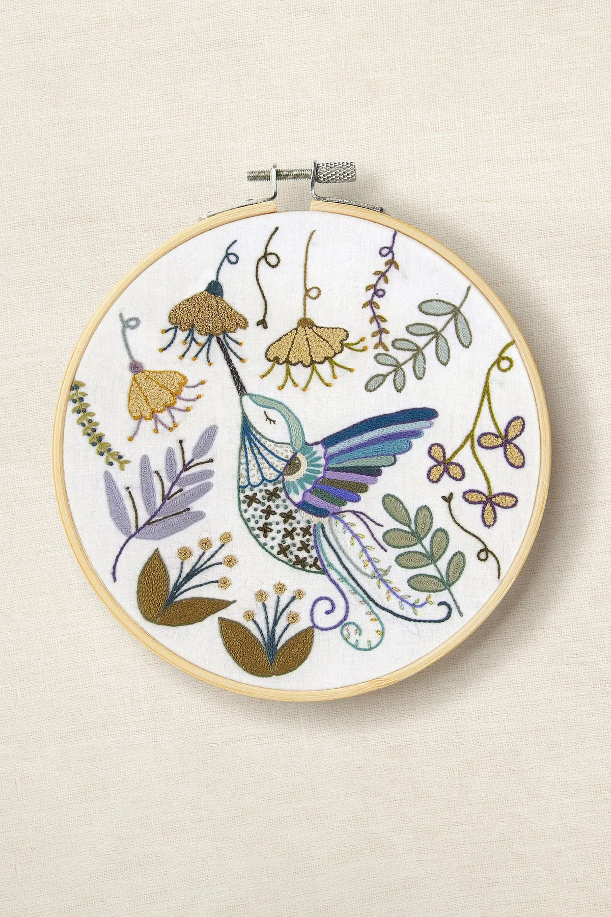 Kit de broderie Colibri par Un chat dans l'aiguille, niveau avancé DMC