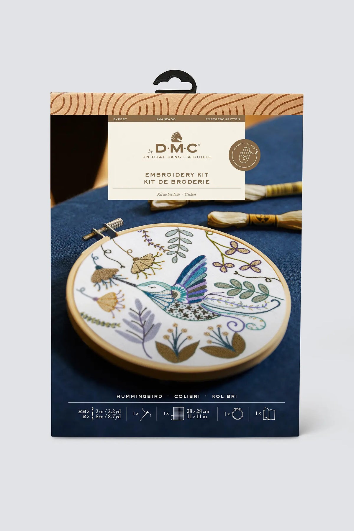 Kit de broderie Colibri par Un chat dans l'aiguille, niveau avancé DMC