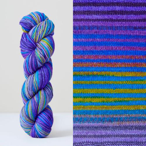 Uneek fingering 100% Merinos Echeveau de 100g URTH YARNS